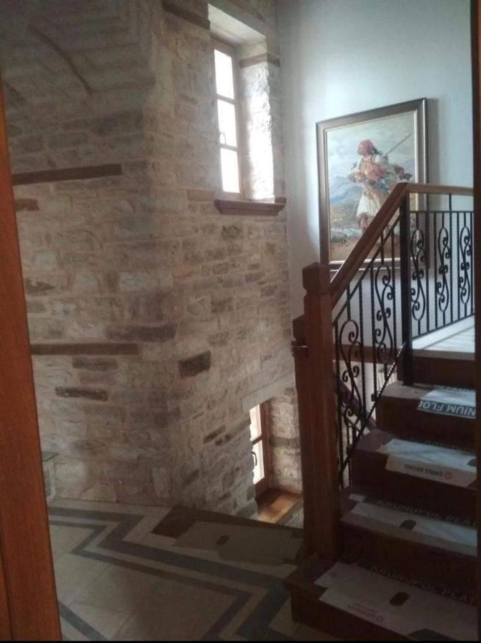 Argjiro Traditional Gjirokastër Exteriör bild