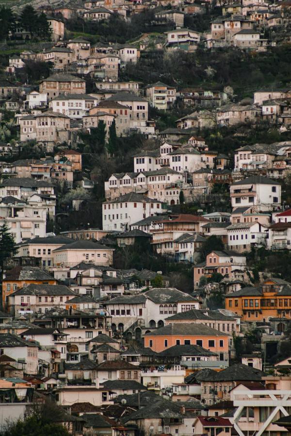 Argjiro Traditional Gjirokastër Exteriör bild