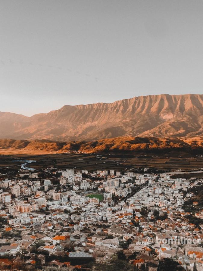 Argjiro Traditional Gjirokastër Exteriör bild